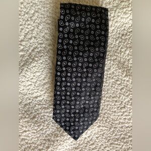 Neiman Marcus Businessman Dress Shirt Tie